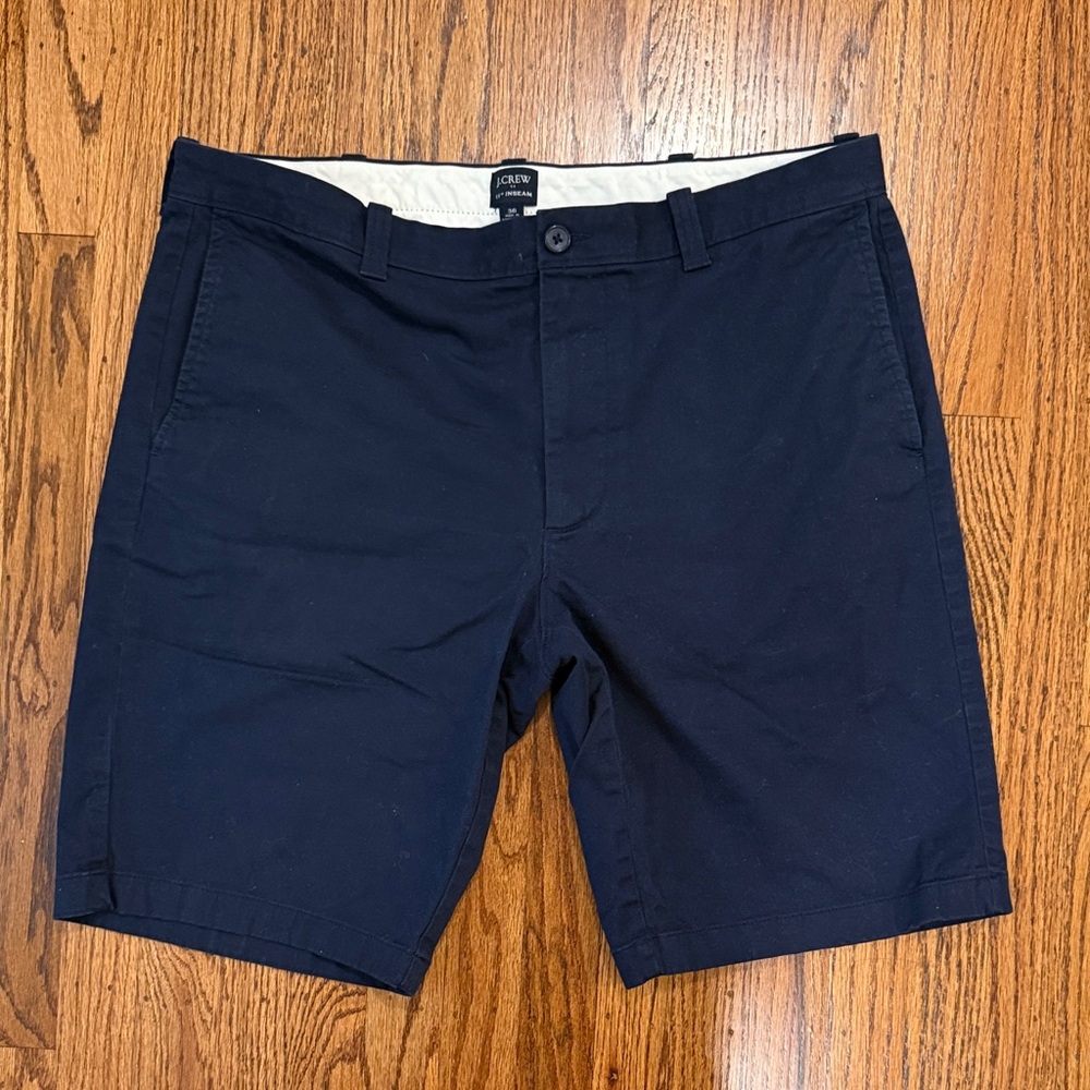 J. Crew Men's Dark Blue Flat Front Shorts 11” Inseam Size 36
